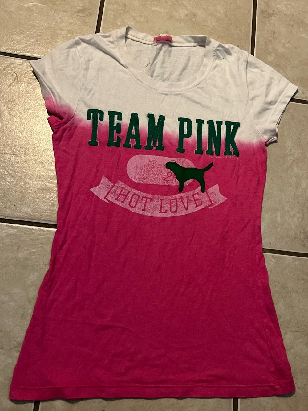 Victoria secret  PINK Y2K Ombre baby tee Graphic Tee with "hot love" medium